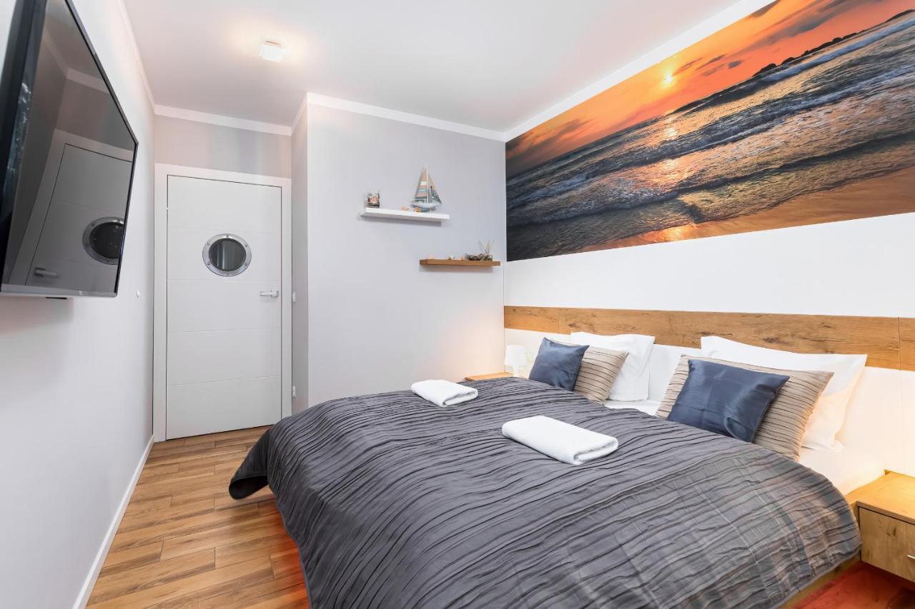 Apartament Mariner By Noclegi Renters 코워브제크 외부 사진